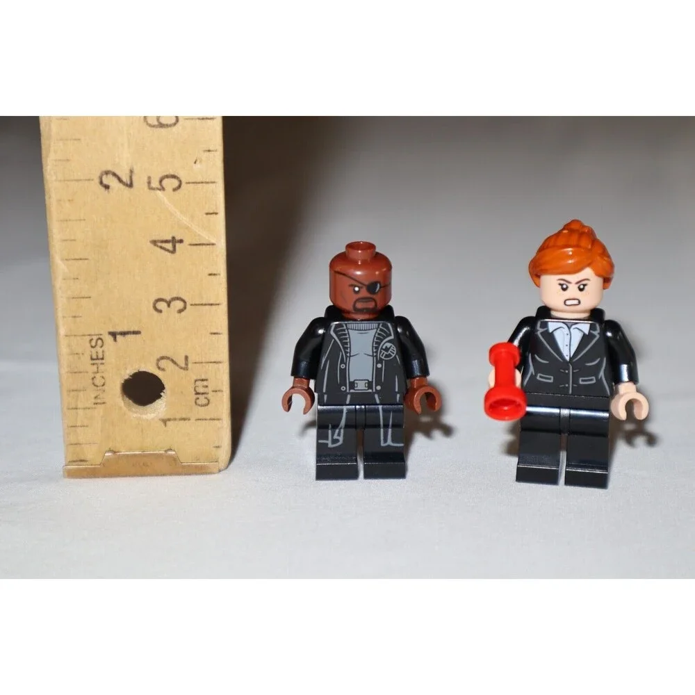 Nick Fury Pepper Potts Platform/Stage 76216 Infinity Saga LEGO Marvel Minifigure